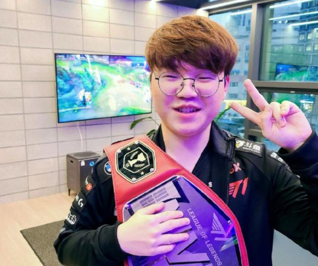 九游体育-Doinb新星重返赛场表现突出，SKT前途光明！再创辉煌时刻-九游体育